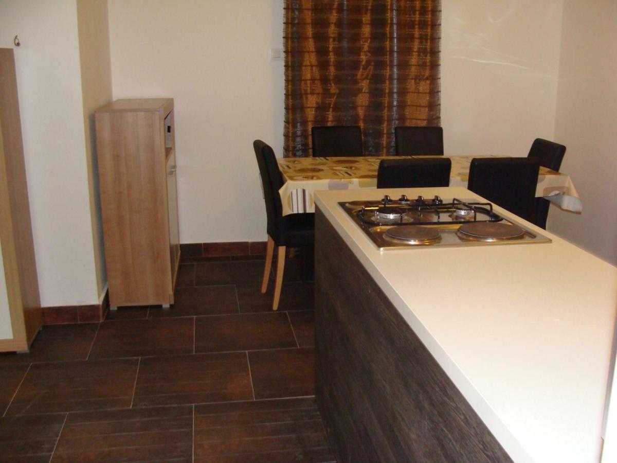 Apratman Uvala Duboka Kruscica Apartment Kruscica  Екстериор снимка